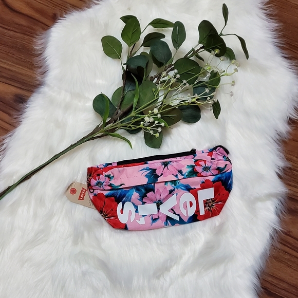 Levi's Handbags - Levi's Floral Banana Sling